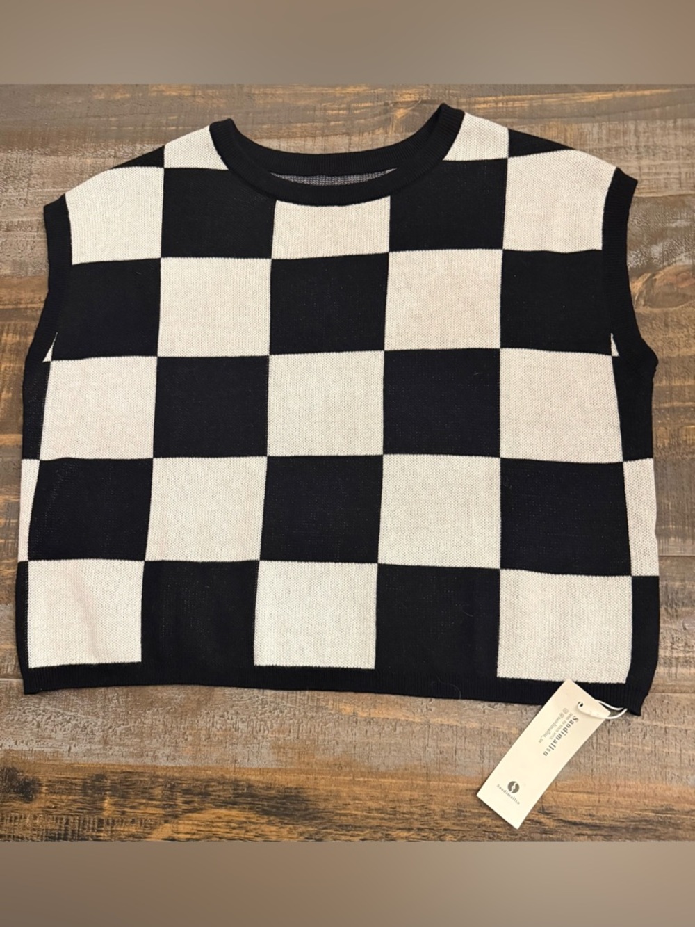 Saodimallsu Black & White Knit Sleeveless Sweater Vest/Short Sleeve Pullover